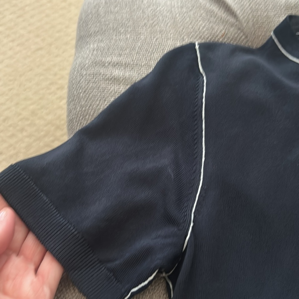 Zara Navy Top with White Trim - Picture 3 of 4
